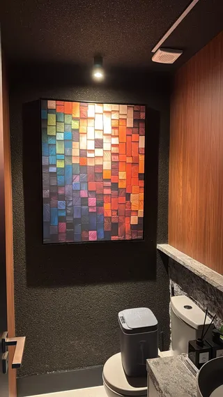 Quadro Abstrato Madeiras Cromáticas na casa de Rafael