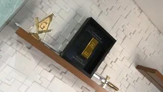 The Golden Bar of Abundance na casa de Giovane Santos da Silva