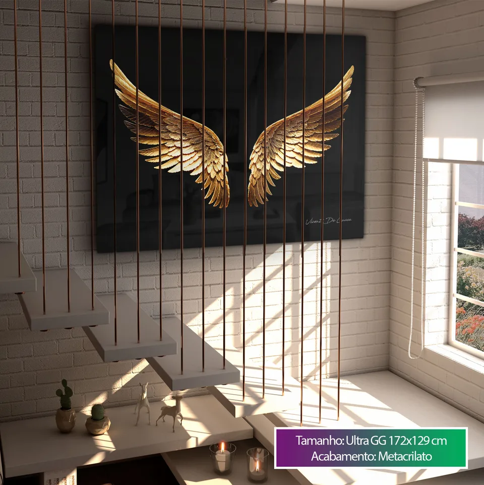 Quadro Asas Douradas em frente a escada