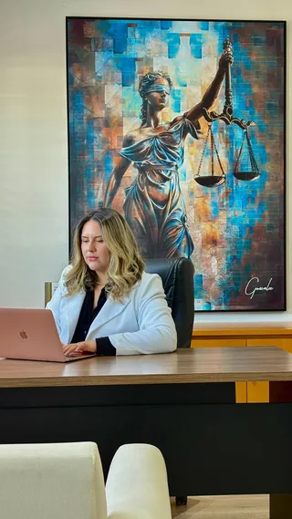 Quadro Deusa da Justiça Grid Art na casa de Eloir