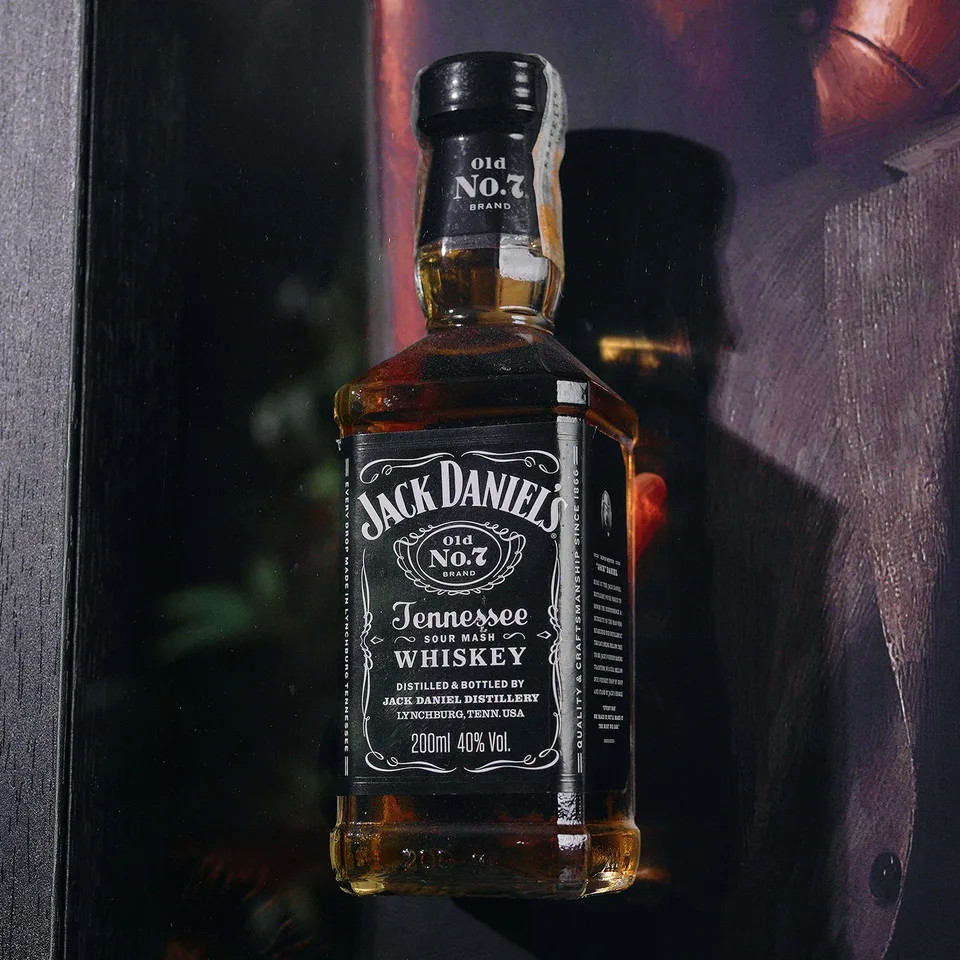 5070 Tommy Shelby Whisky_ (2)