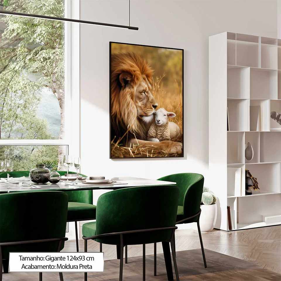 Quadro Leão Protetor do Cordeiro em sala de jantar luxuosa com cadeira verde