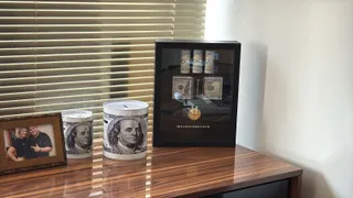 The Club of Money na casa de Ricardo