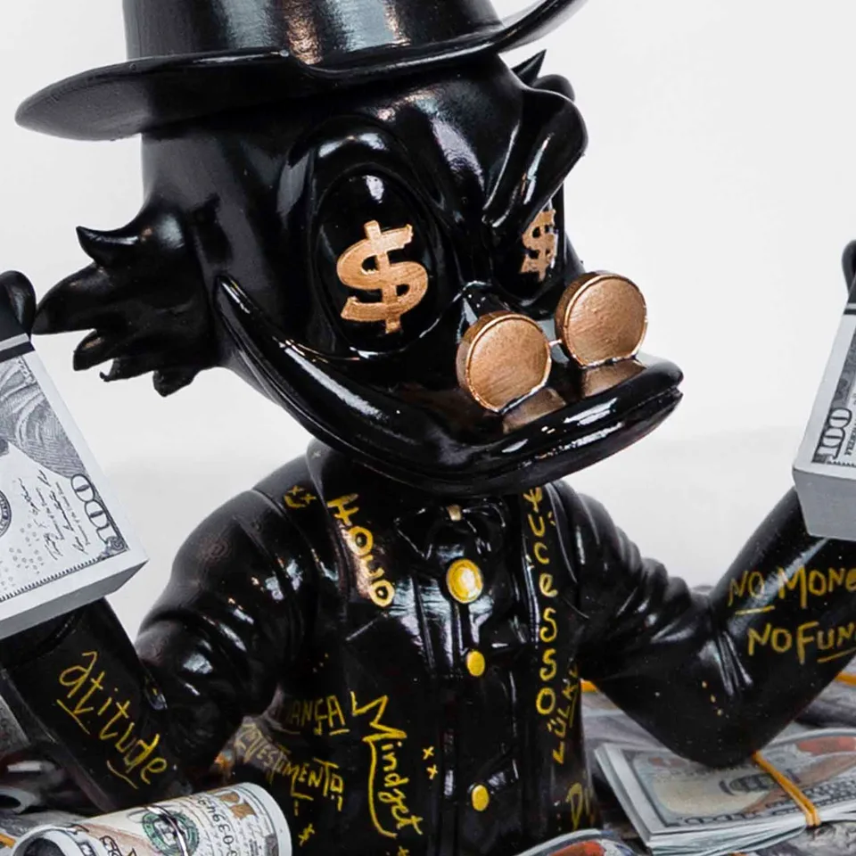 the ducks scultura money — composição central com personagem em destaque