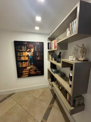 Quadro Crescendo com Sucesso na casa de Monica Cuneo