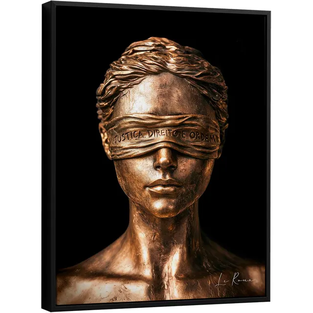 quadro rosto deusa da justiça — escultura metálica dourada olhos vendados — arte do artista Le Roux