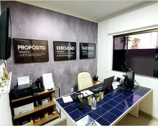 Quadro EXECUÇÃO na casa de Elisabete Ramos