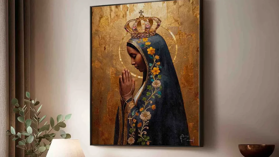 A imagem de Nossa Senhora Aparecida tem só 36 cm e já foi quebrada em quase 200 pedaços