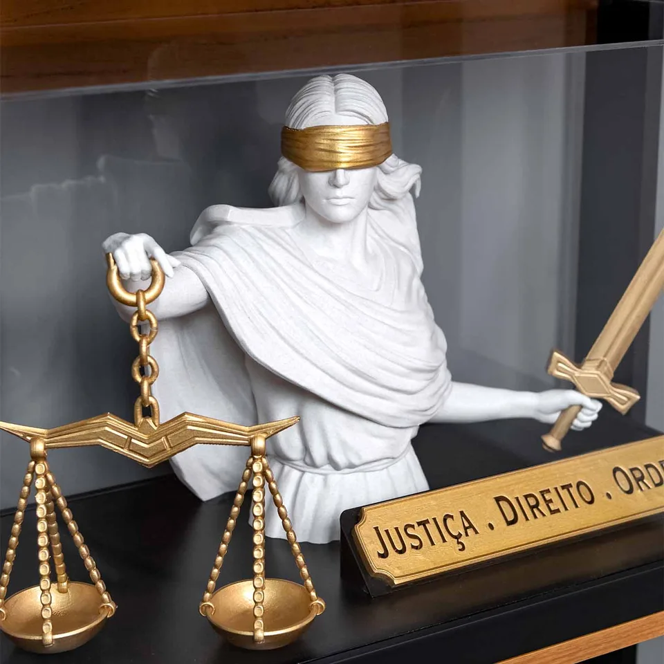 Deusa Themis Scultura para escritório, de Le Roux — foto 11