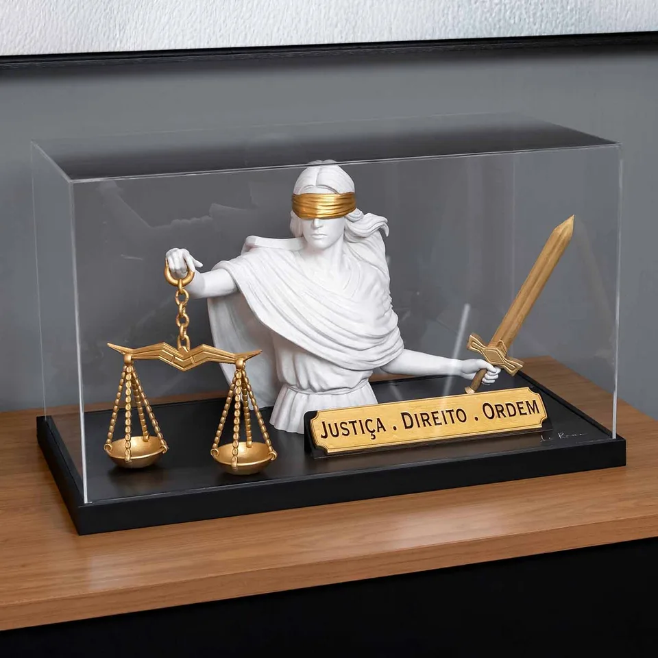 Deusa Themis Scultura para escritório, de Le Roux — foto 10