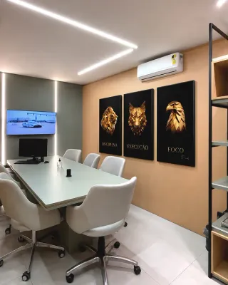 Quadro Disciplina, Execução e Foco Traje a Rigor 3 peças na casa de Eloisa Barbosa