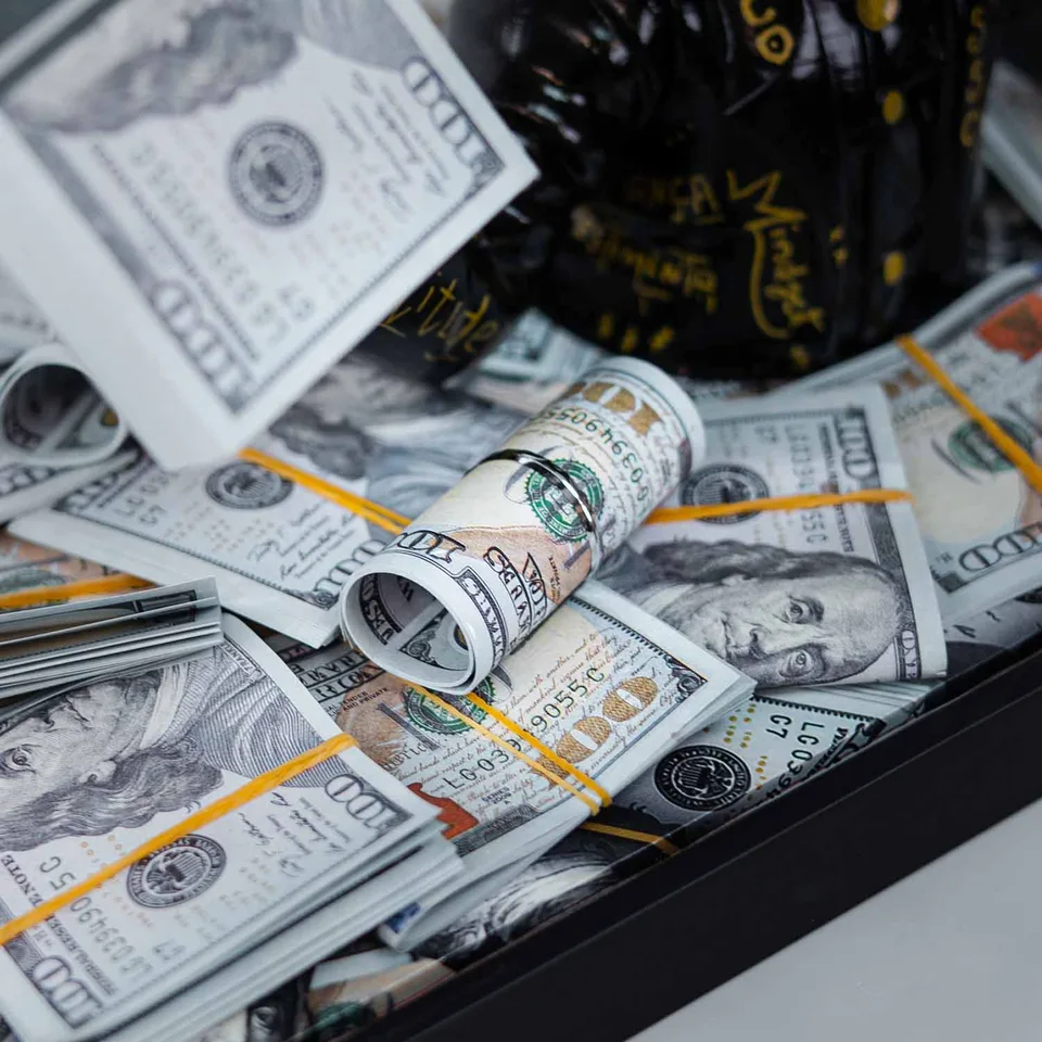 the ducks scultura money — detalhe dos elementos e acabamento