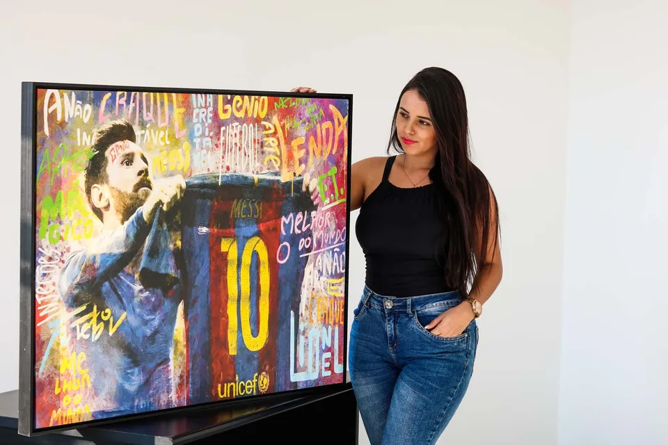 Quadro O ET da Catalunha Messi com moldura de filete preta